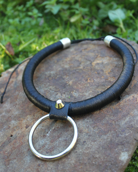 Simple steel neck ring