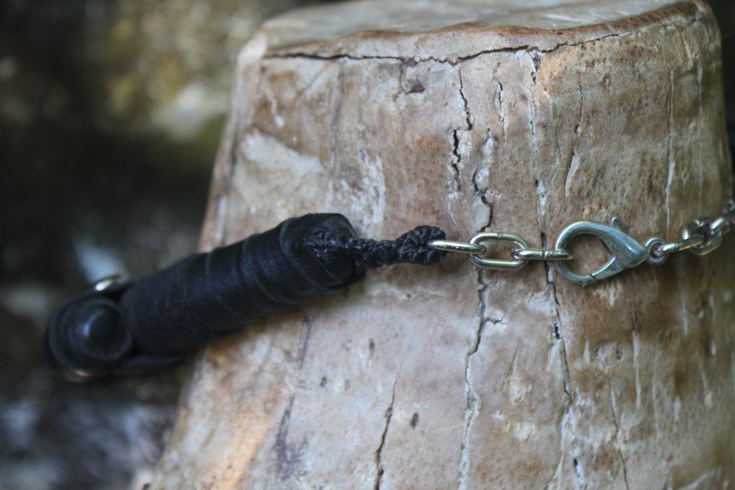 Chain mail neck ring