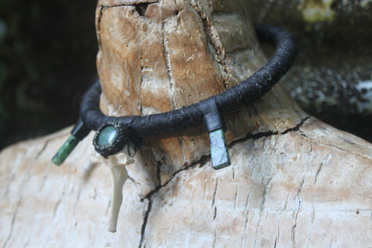 Emerald, jasper, Wallaby & hemp neck ring