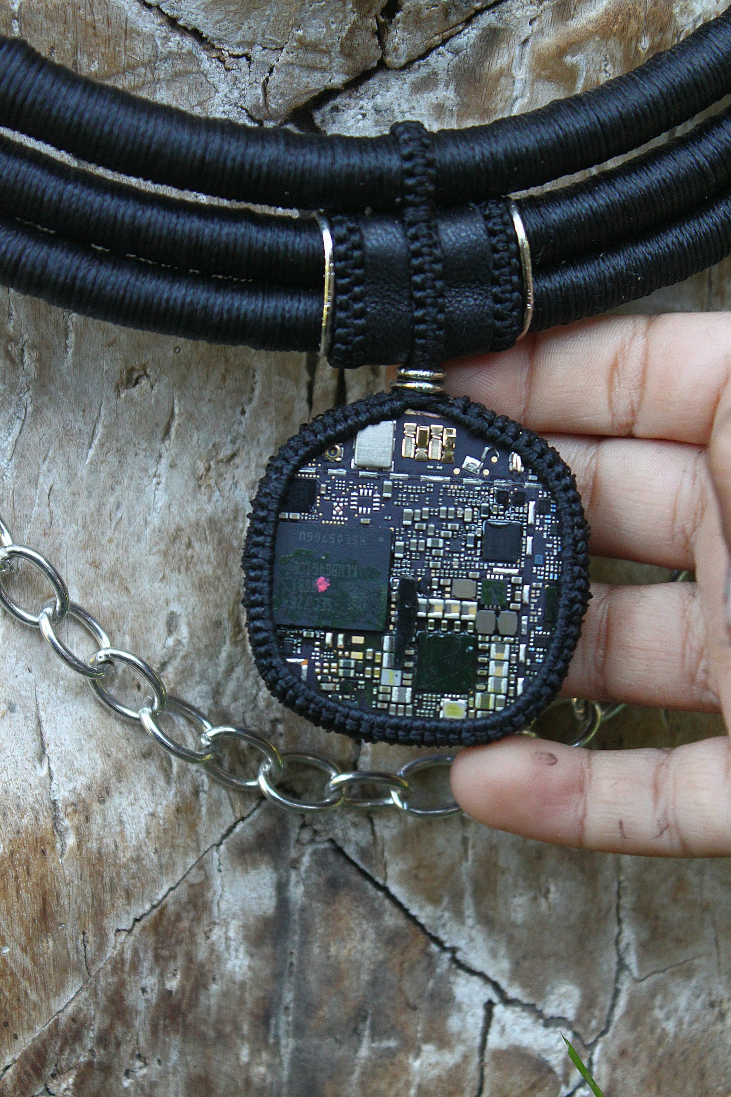 Digital crystal neck piece