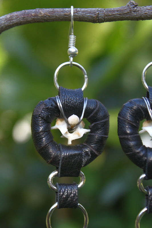 Frequency earrings